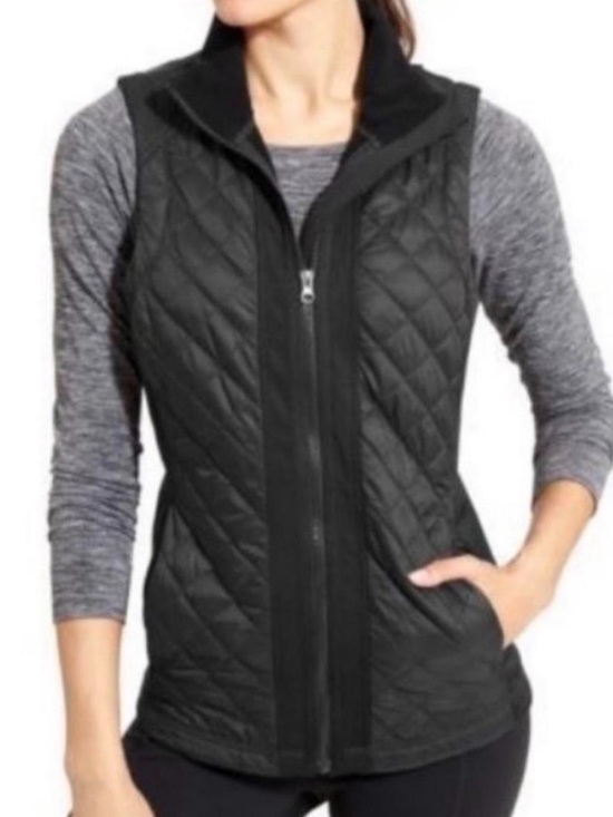 Jackets & Blazers - ZELLA woman’s black puffer vest size medium